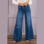 Patch Pockets Wide-Leg Jeans - Image 3